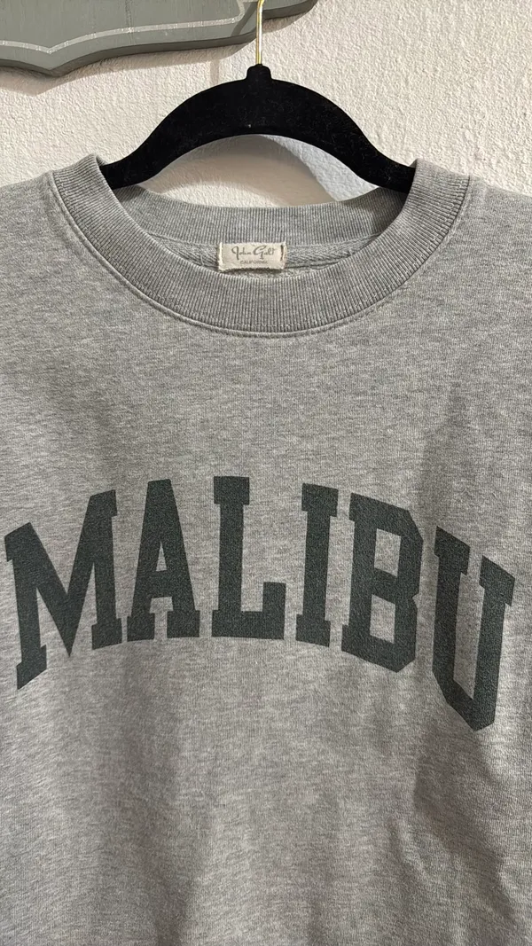 Brandy Melville John Galt Erica Malibu Sweatshirt - Image 5