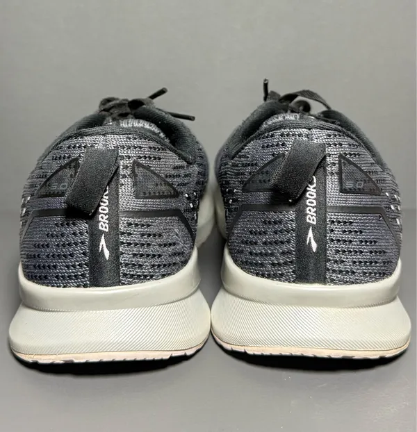 Brooks Levitate 5 Running Shoes Gray Women’s Size 9 - Image 3