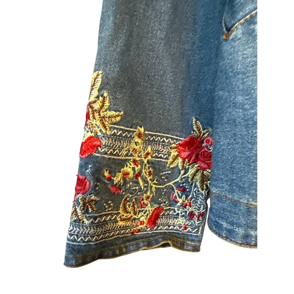 Denim & Co Embroidered Jean Jacket Blazer Floral Sleeves Floral Lining‎ Sz M - Image 2