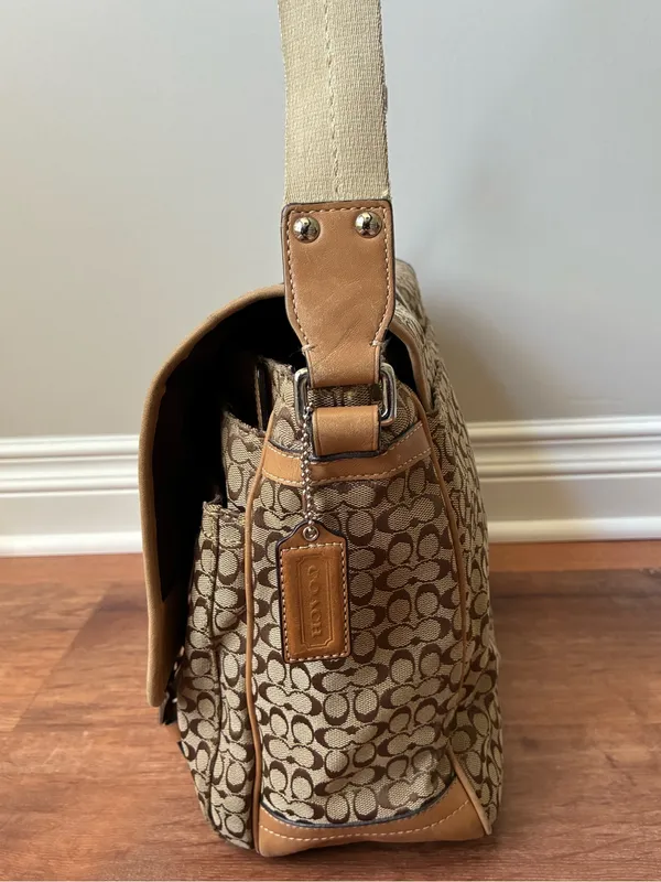 Coach Signature Voyager Cross Body Messenger Bag F70183 Jacquard / Leather - Image 3