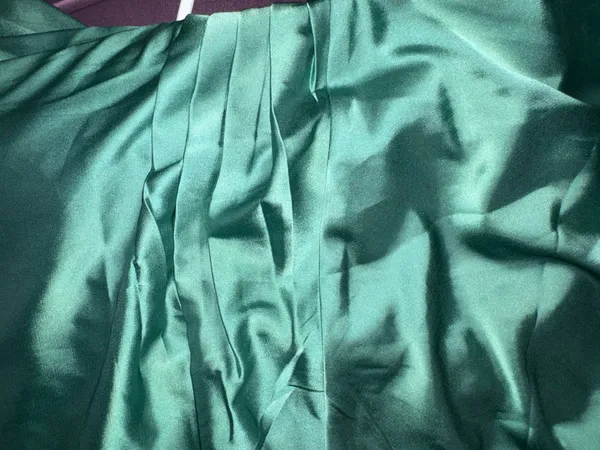Green Dress - Image 4