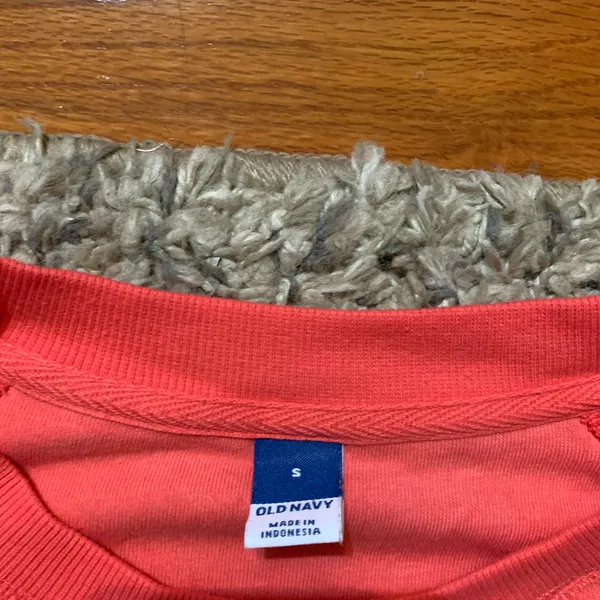 Old Navy Coral Matching Sweatshirt And Short Set Size Small - Image 3