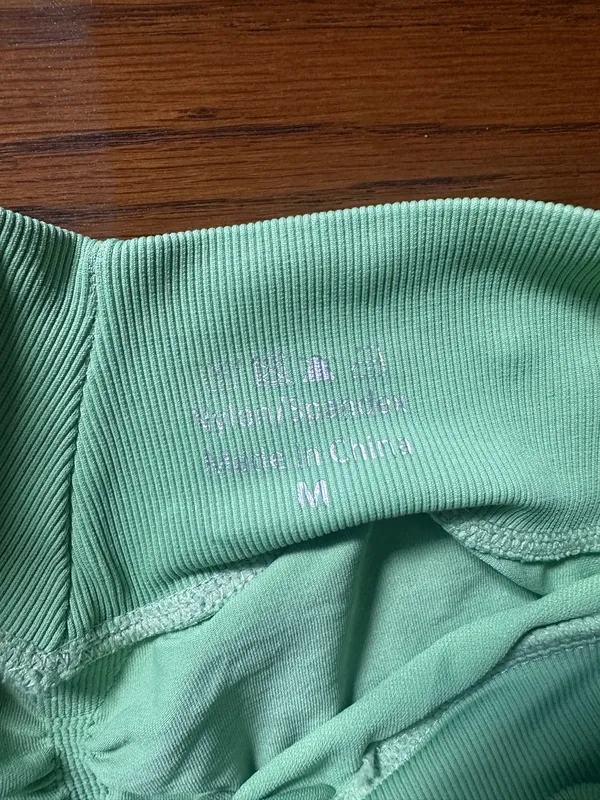 Green Peachy Bunz Athletic Shorts Size M - Image 3