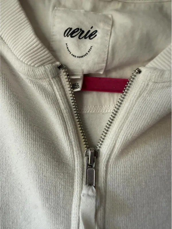 Aerie Cream Zip-Up Sweatshirt Medium - Image 5