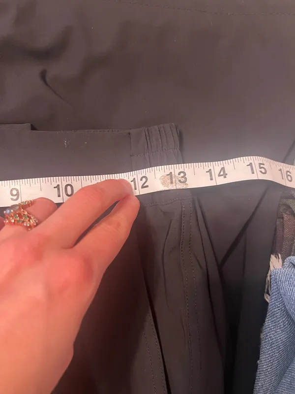 Athleta Charcoal Elastic Waist Pants - Image 4