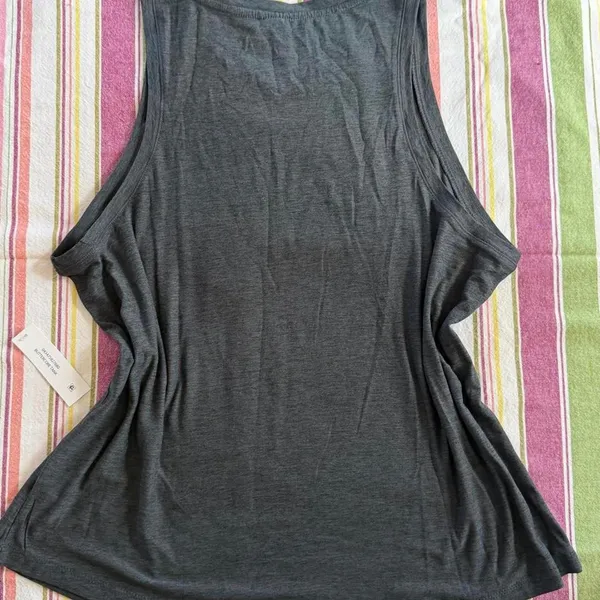 Athletic Works gray tank top  Medium #athletic #activewear - Image 2