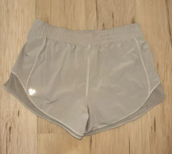 Aritzia legacy shorts - Image 2