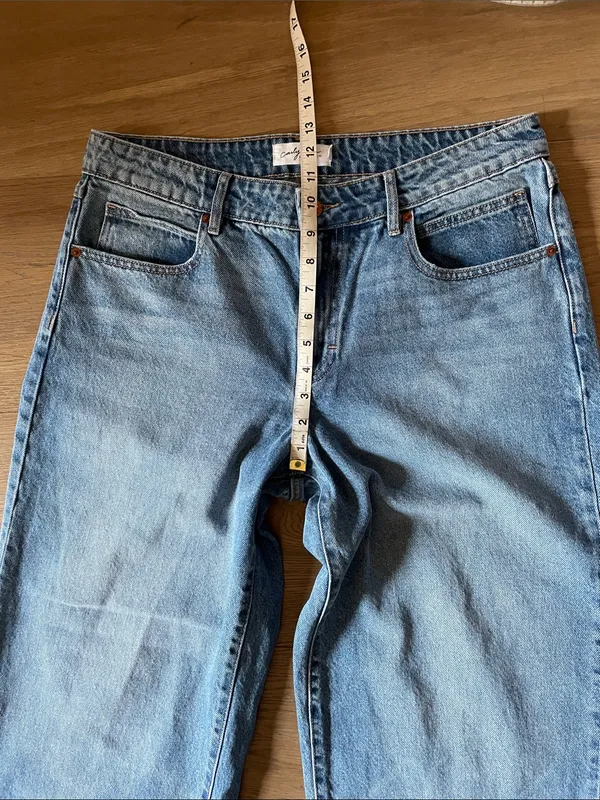 Carly Jean Los Angeles Finn Midrise Baggy Jean Raw Hem Size 9 - Image 8
