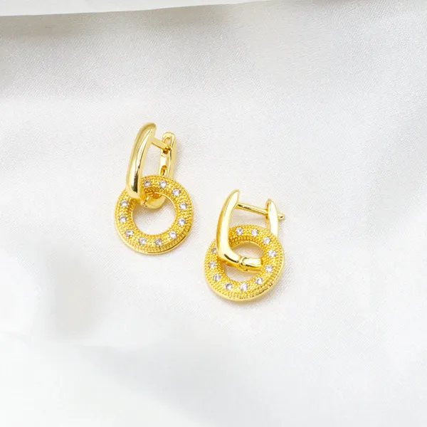 Donut Link Dangling Earrings Gold - Image 4