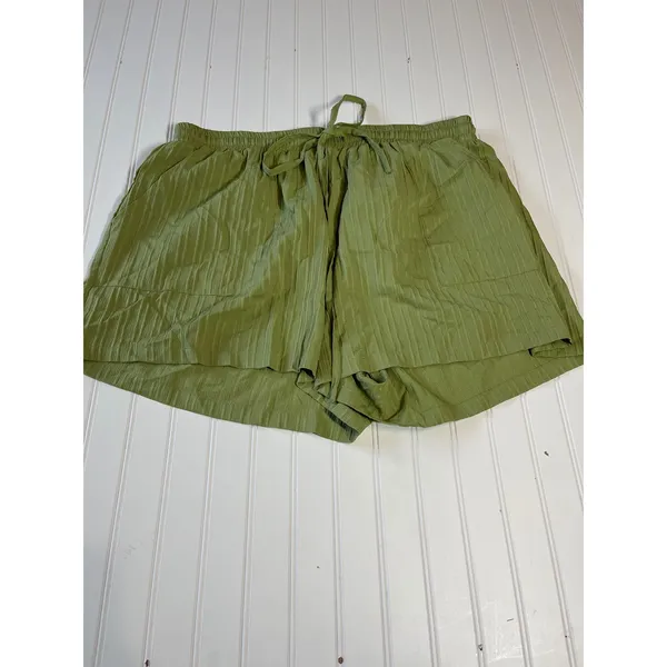 Shein Curve+ Olive Green Textured Button Down Shirt and Shorts Set Size 24 6X - Image 8