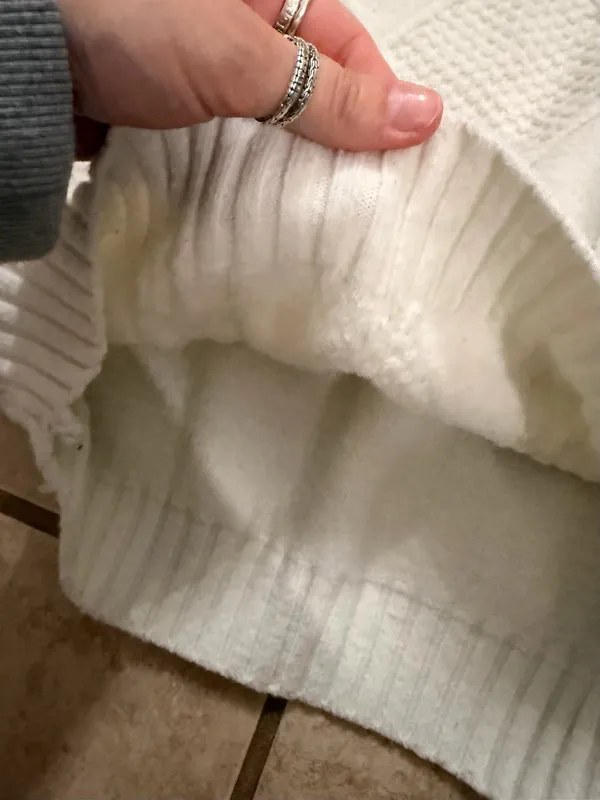 White Cable Knit Cropped Sweater - Image 3