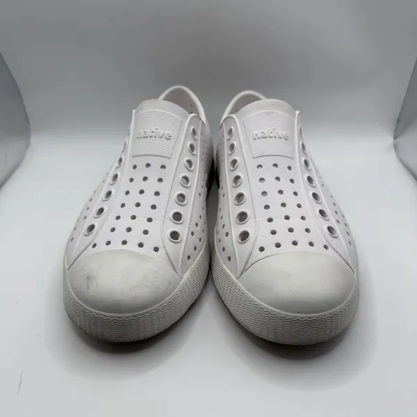 Native Jefferson Adult Unisex Shoes, Shell White/Shell White, W7/M5 - Image 2
