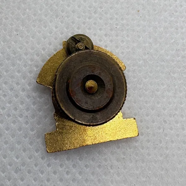 Vintage IUOE Local 826 20 Year Member Pin‎ Bastian Bros Gold Tone Enamel Union - Image 3