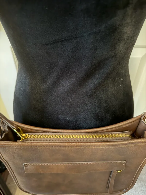Universal Thread Brown Shoulder Bag - Image 6