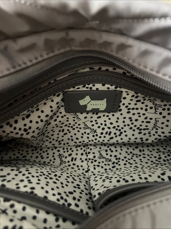 Radley London Charleston quilted nylon crossbody bag with spotted Scotty charm - Image 5