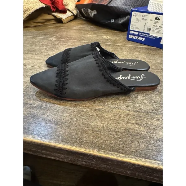 NEW Free People Black Leather San Marino Slip-On Flat Mules Size 37 Embroidered - Image 3