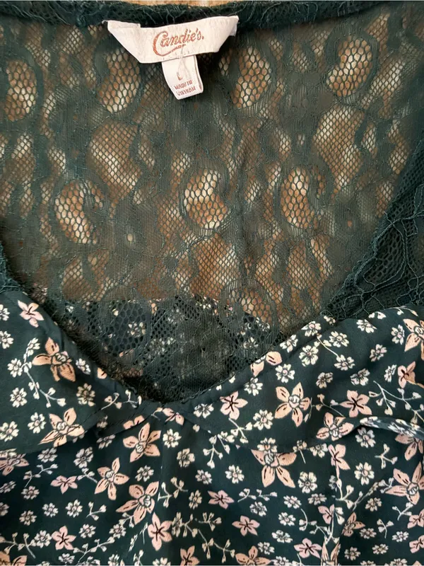 Candie's Dark Green Floral Lace Yoke Blouse - Image 2