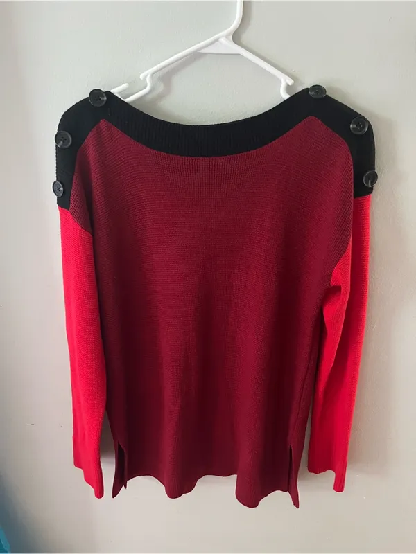 Vince Camuto Two-Tone Red Off-the-Shoulder Button Sweater - Image 2
