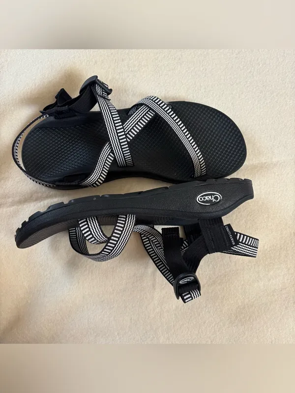Chacos Black Women's Strappy Outdoor Sandals with White Stripe Detail Size W10 - Image 5