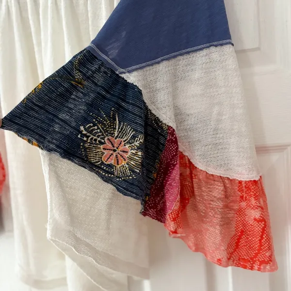 We The Free Blue and‎ White Top with Floral Sleeves Size XS EUC - Image 5