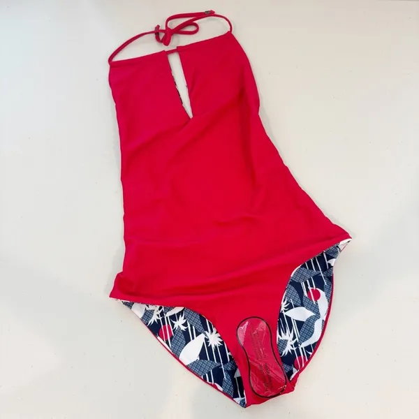 Faherty Caicos‎ Swimsuit Size XS Red Blue Reversible Halter Keyhole One Piece - Image 6