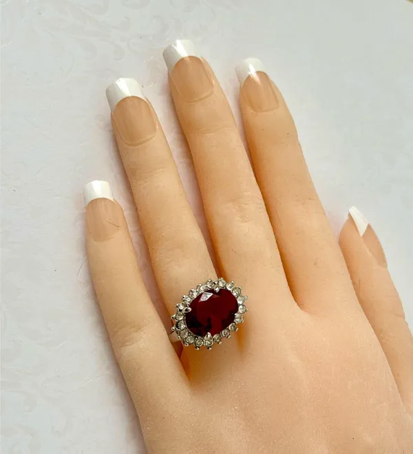 Red Cocktail Ring, Size 7 - Image 4