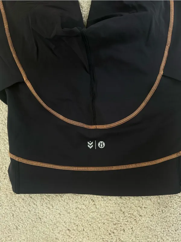 Lululemon x Barry’s Power Thru Leggings - Image 3