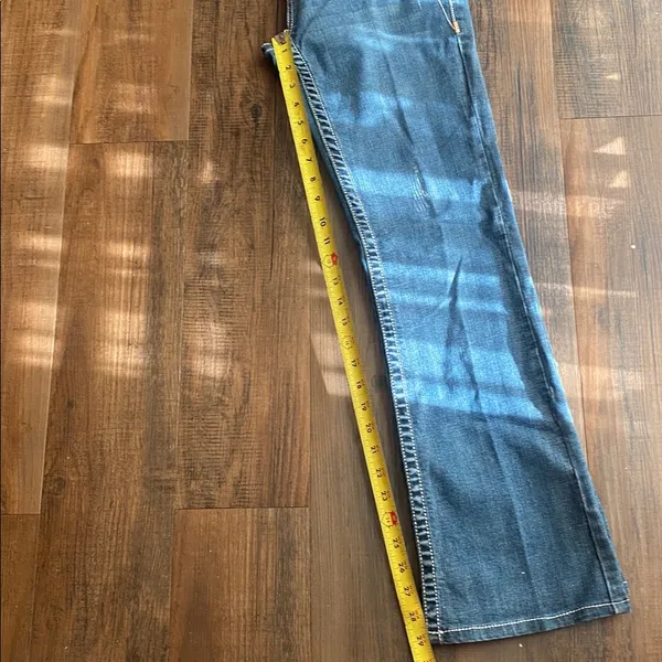 L.A. idol Women's Denim Jeans with Embroidered Pocket - Image 11