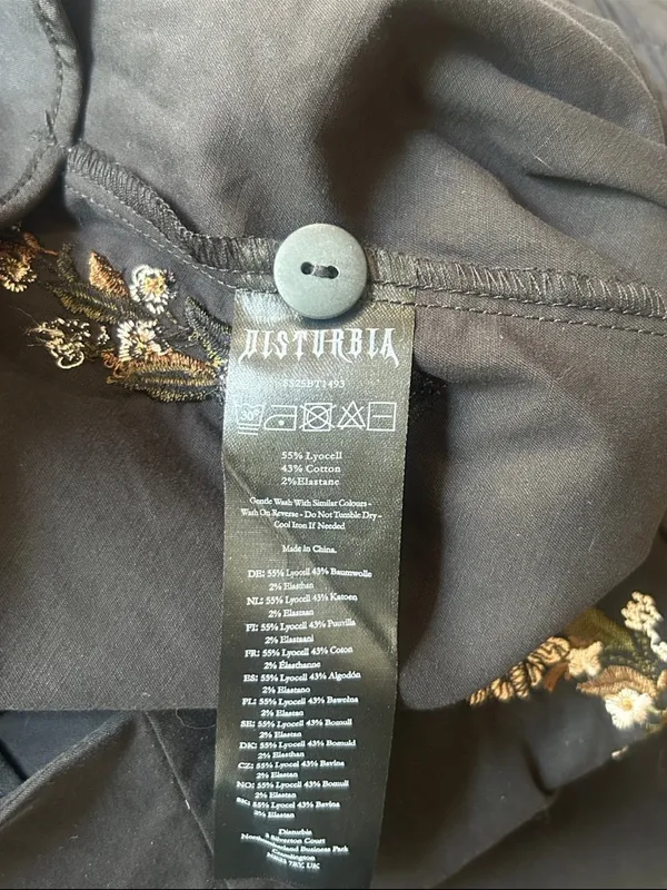 Disturbia Harmony Black Gothic Cropped Embroidered Trousers Size 8 NWT - Image 7