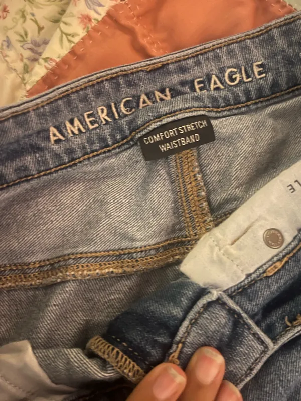 Hollister Jeans Ripped comfort stretch waist band mom jeans - Image 3