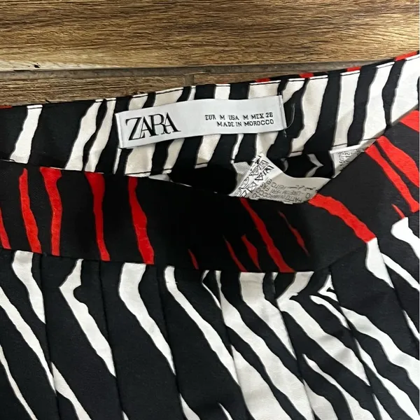Zara black and white zebra print skirt - Image 4