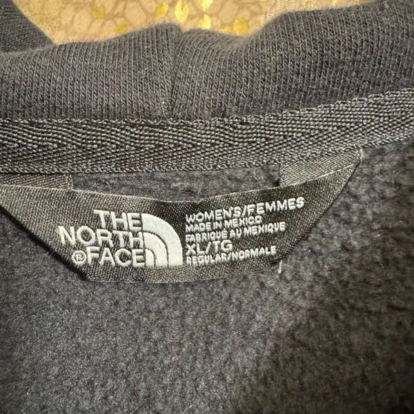 The North Face Black Metallic Gold Logo Pullover Hoodie Sweater XL - Image 4