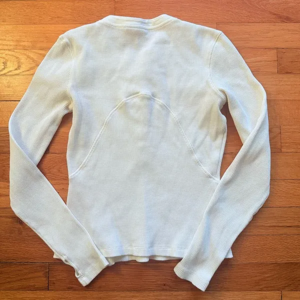 SWEATY BETTY Laid Back Waffle‎ Weave Long Sleeve White/ Cream XS - Image 4