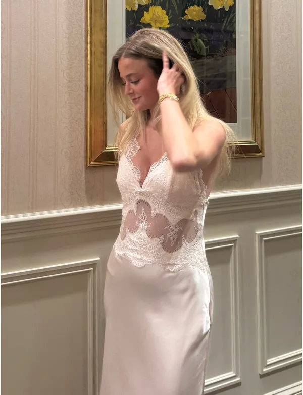 Lace Maxi Dress Pink - Image 4