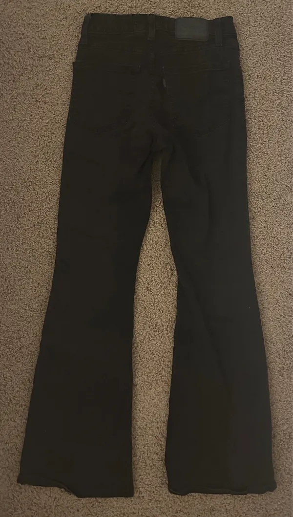 Levi’s Flare Jeans - Image 4