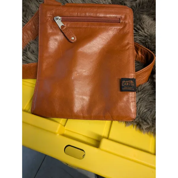 Vintage Canyon Outback Tote-Adobe Clay-Cowhide Leather - Image 12