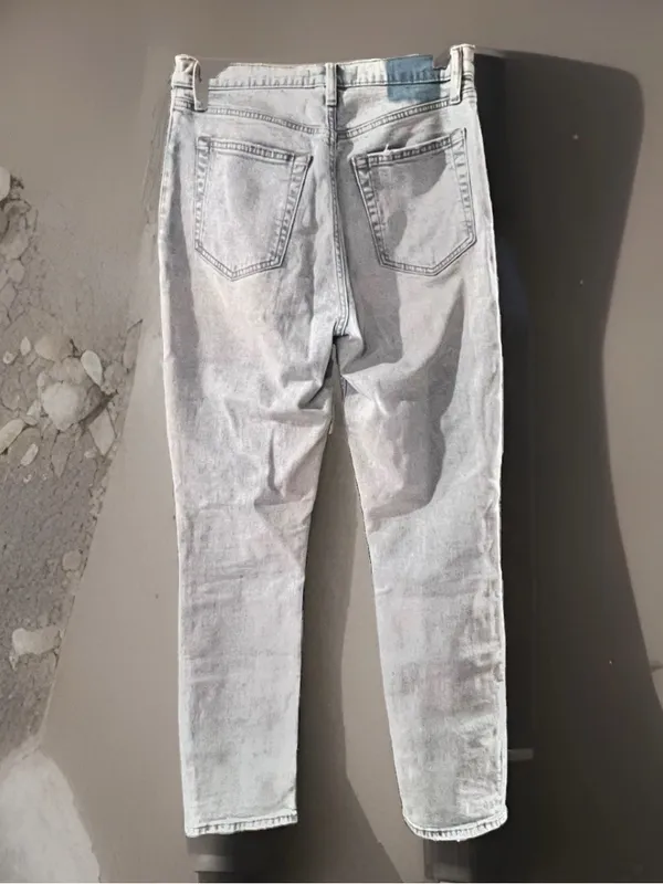 Abercrombie & Fitch Ultra High Rise 90’s Slim Straight Jeans Light Wash Sz 29 - Image 7