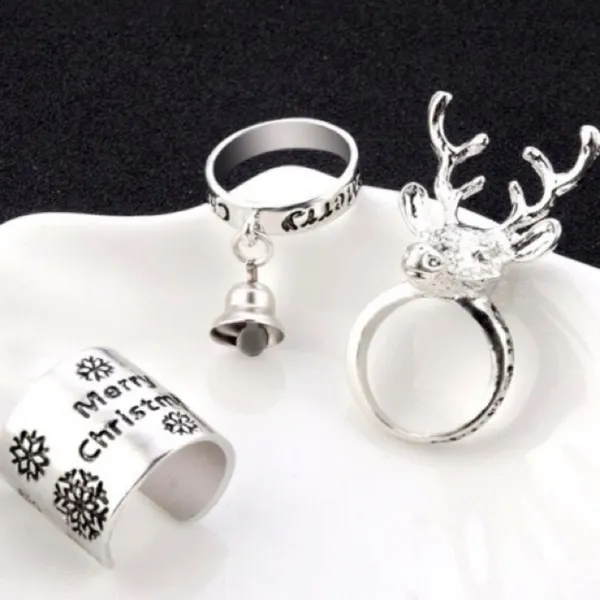 Christmas Holiday Silver 3 Piece Ring Set Size 6/7 - Image 3
