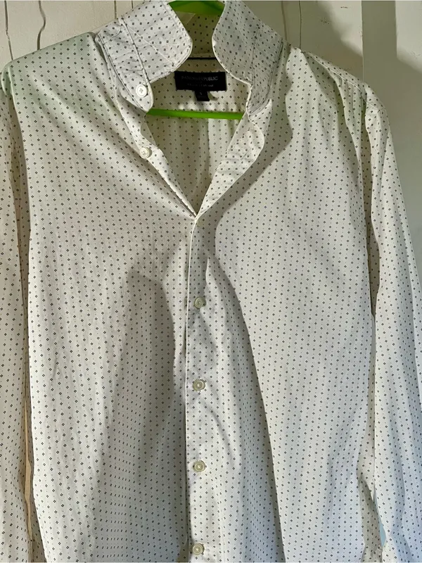 Banana Republic White Shirt with Navy Dot Print - Image 7