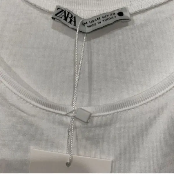 Zara White Fringe Sleeveless Cotton Top (Size Medium) - Image 6