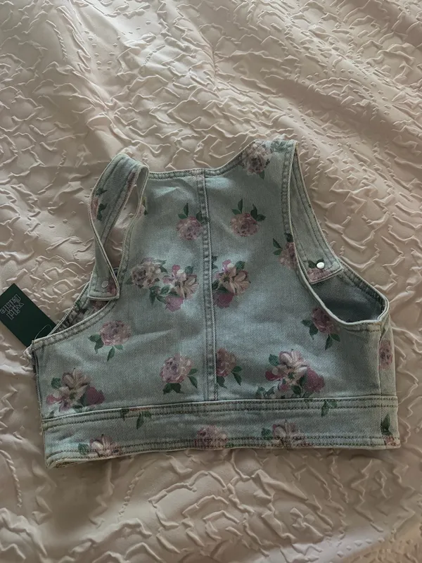 Wild Fable Crop Top Floral - Image 2