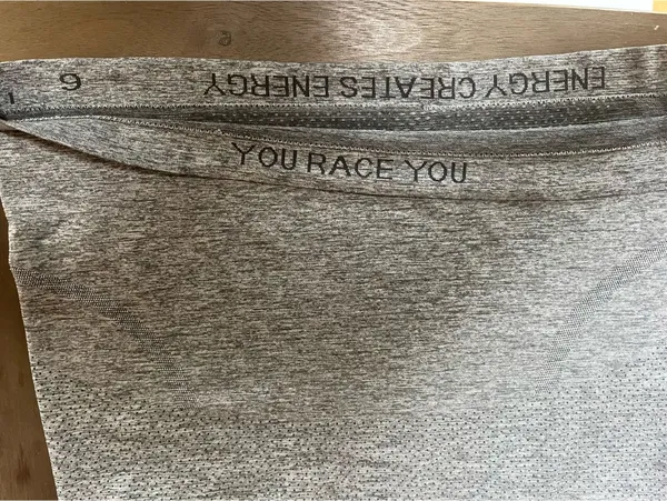 Lululemon Tank Swiftly - Image 2