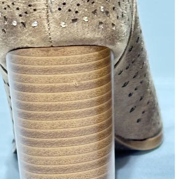 NEW Fergalicious peep-toe wedges Size 6 - Image 6