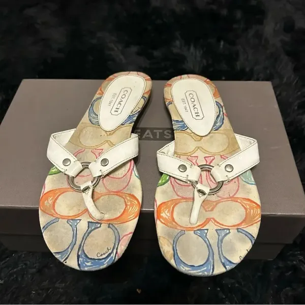 COACH white sandals flip flops shoes women’s 6.5 - Image 5