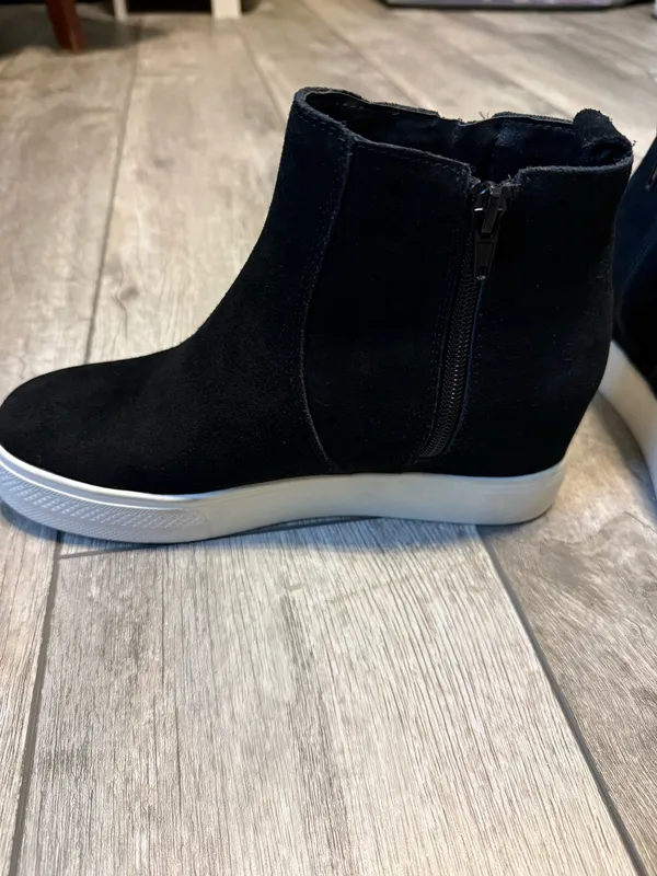 Steve Madden Suede Shoes Black - Image 3