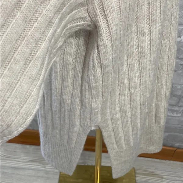 Abercrombie & Fitch Cream Ribbed Turtleneck Sweater - Image 3