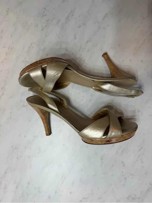 Stuart Weitzman Gold Metallic Leather Cork Platform Slingback Heels Size 7 Y2k - Image 2