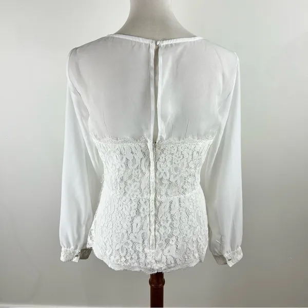 New York & Company White Lace Sheer Long Sleeve Blouse Small - Image 3