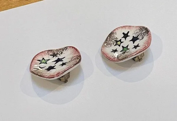 Handcrafted Ceramic Hand-painted White / Pink Clip-on Clip On Earrings - Image 3