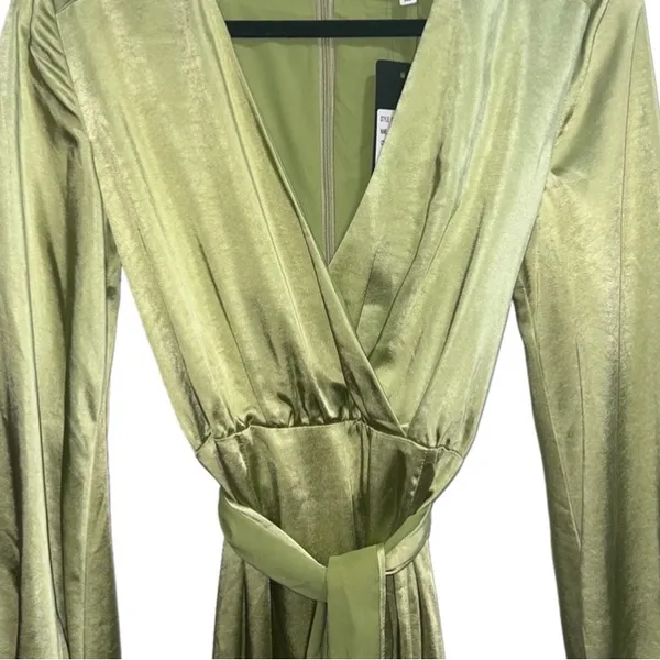 NEW NWT Elliatt Kai Maxi Dress Avocado Green - Image 4
